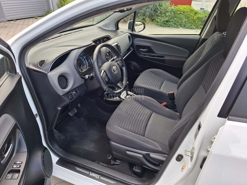 Toyota Yaris hibrid