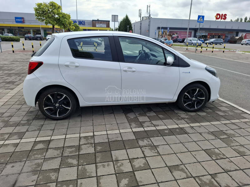 Toyota Yaris hibrid