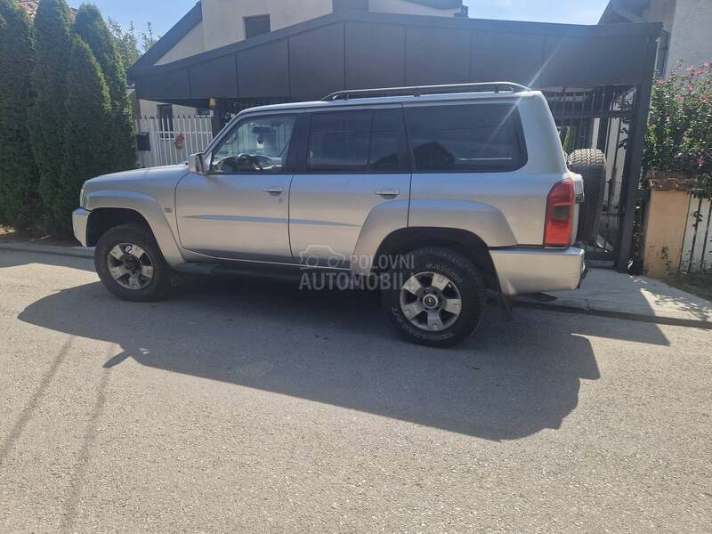 Nissan Patrol GU4