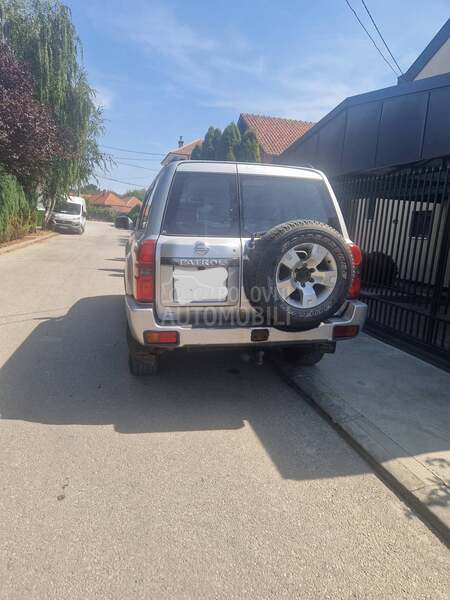 Nissan Patrol GU4