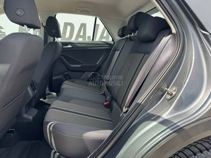Volkswagen T-Roc LED / CAM