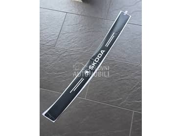 Karbon nalepnica branika NOVO za Škoda Ostalo