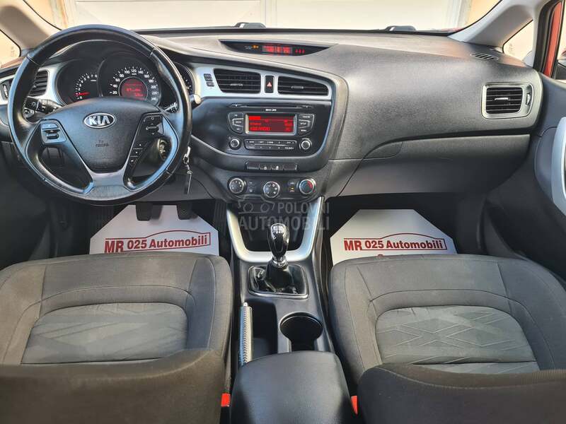 Kia cee`d 1.4 EX Style