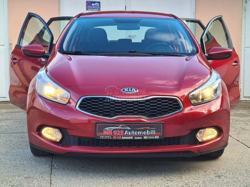 Kia cee`d 1.4 EX Style