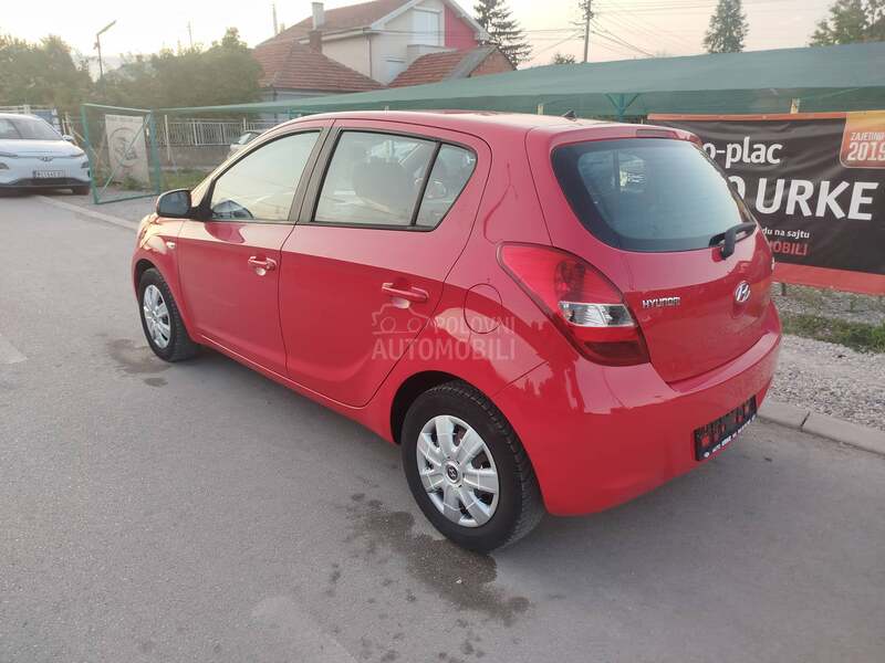 Hyundai i20 1.4i  u.v.o.z  C H
