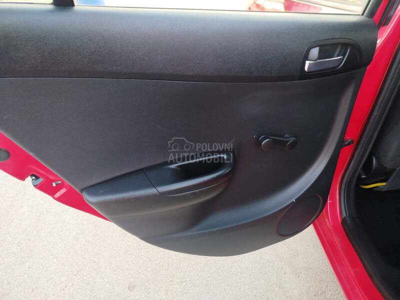 Hyundai i20 1.4i  u.v.o.z  C H