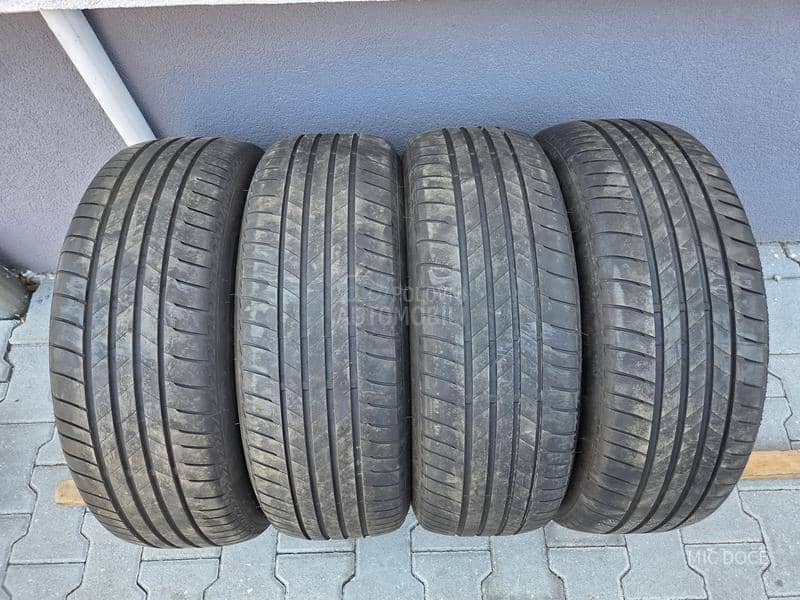 Bridgestone 215/60 R17 Letnja
