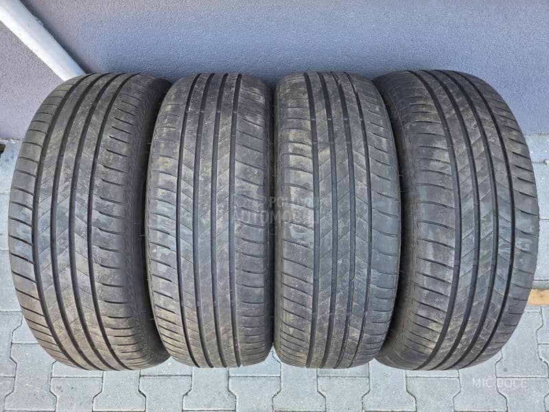 Bridgestone 215/60 R17 Letnja