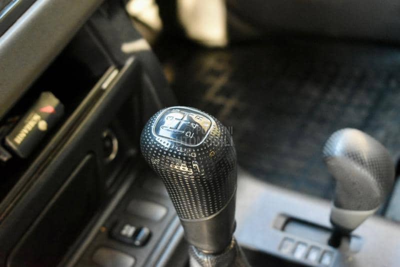 Mitsubishi Pajero TERETNO