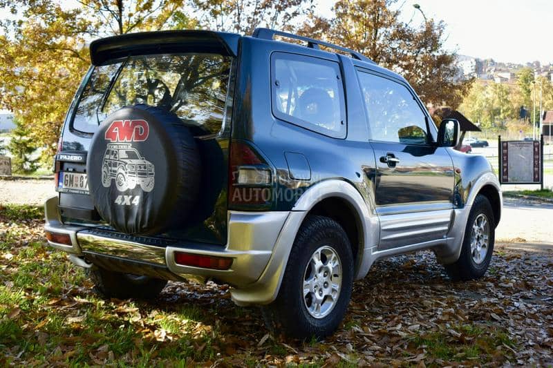 Mitsubishi Pajero TERETNO