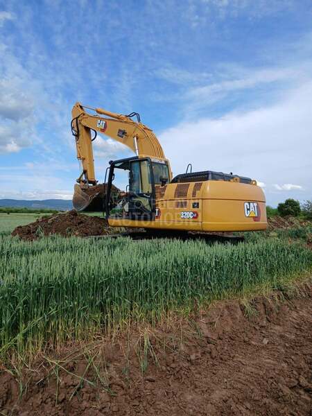 CAT 320C