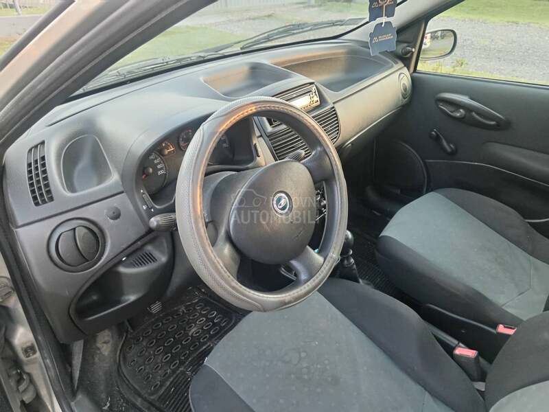 Fiat Punto zastava 10