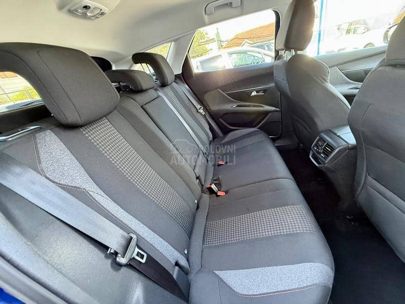 Peugeot 3008 1.5 BlueHDI