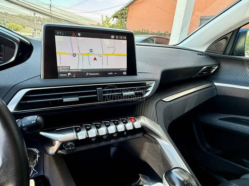 Peugeot 3008 1.5 BlueHDI