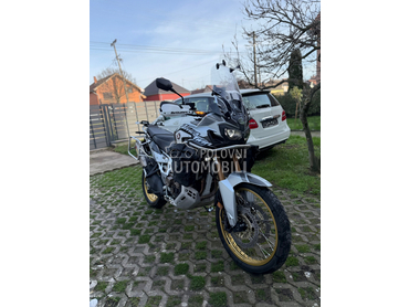 Honda Africa Twin DCT
