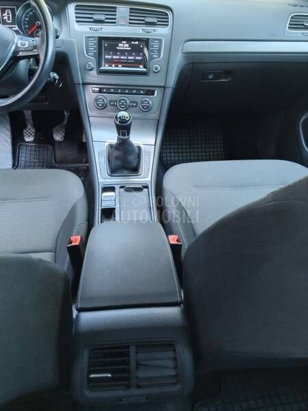 Volkswagen Golf 7 1.2TSI