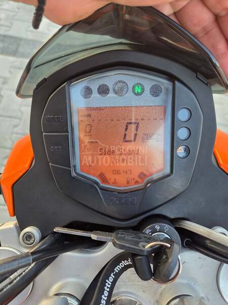 KTM duke 200