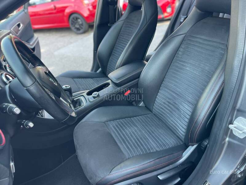 Mercedes Benz A 180 3xAMG P A N O