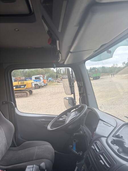 Mercedes Benz Axor 1833