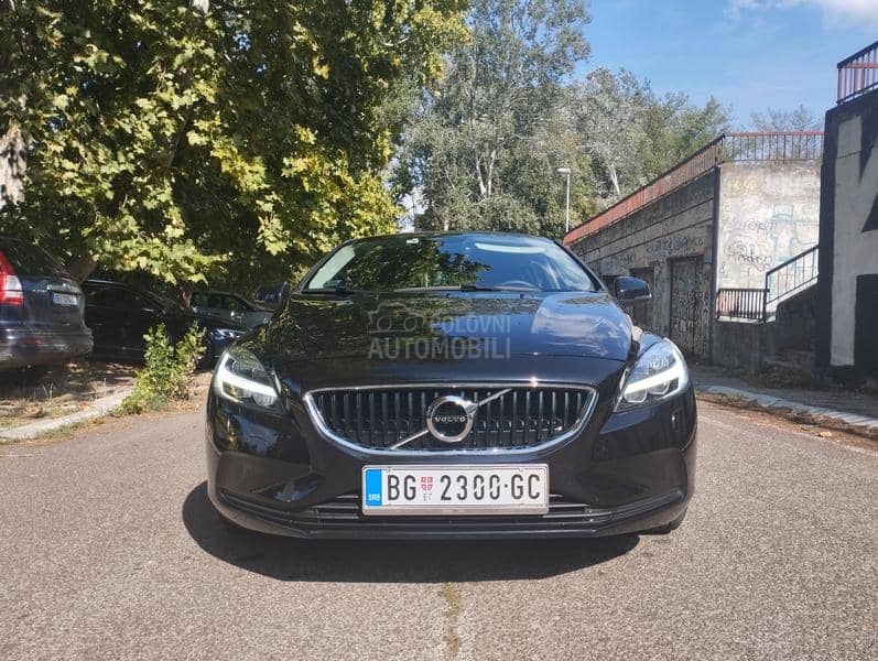 Volvo V40 2.0 D2 Momentum