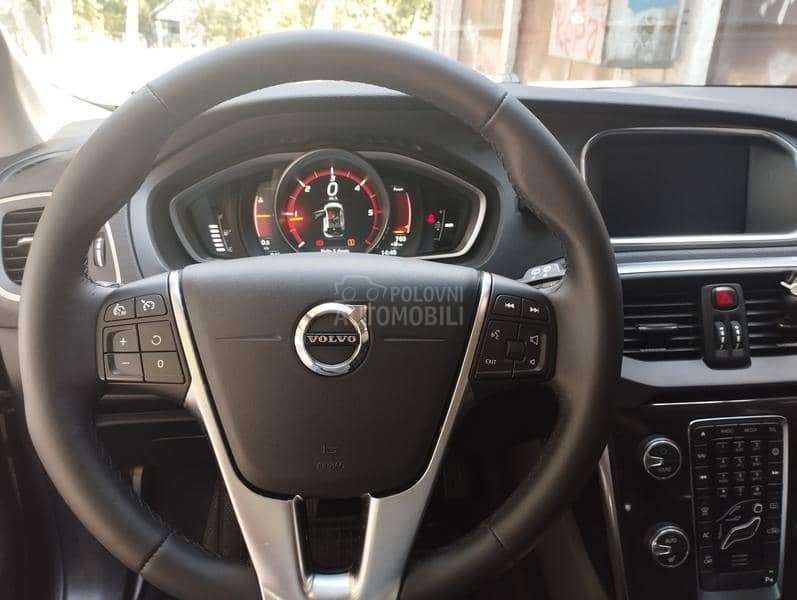 Volvo V40 2.0 D2 Momentum