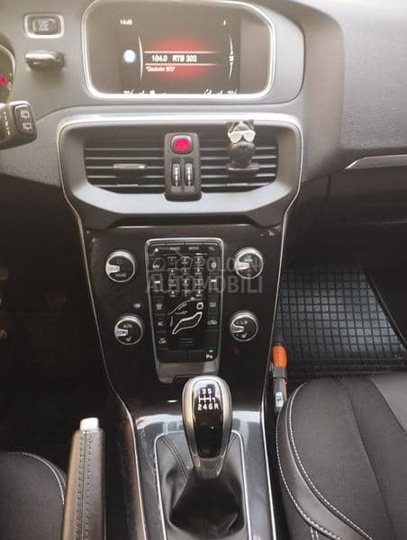 Volvo V40 2.0 D2 Momentum