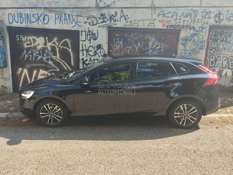 Volvo V40 2.0 D2 Momentum