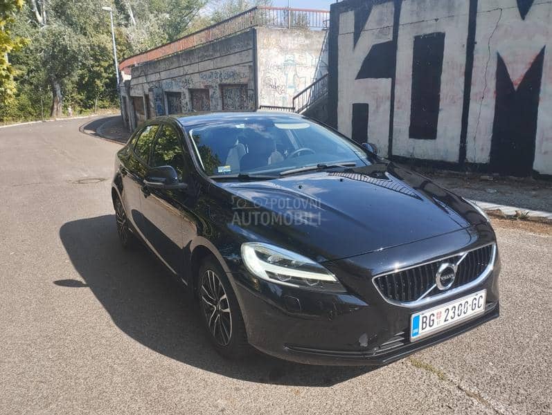 Volvo V40 2.0 D2 Momentum