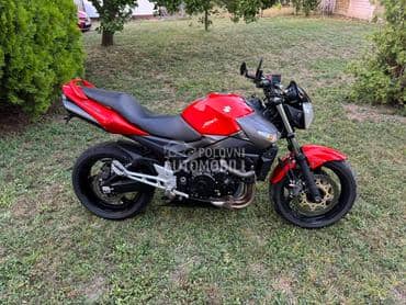 Suzuki GSR 600 A