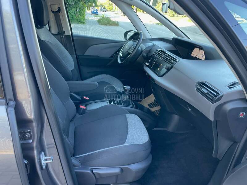 Citroen C4 Grand SpaceTourer 1.2 130