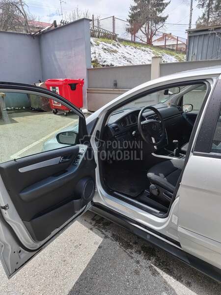 Mercedes Benz B 180 B180