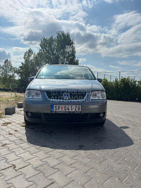 Volkswagen Touran 
