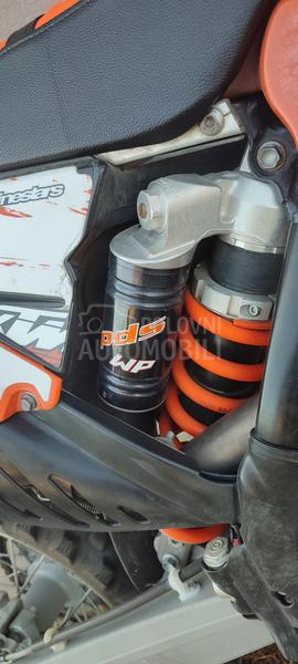 KTM EXC 525 moze da se reg.