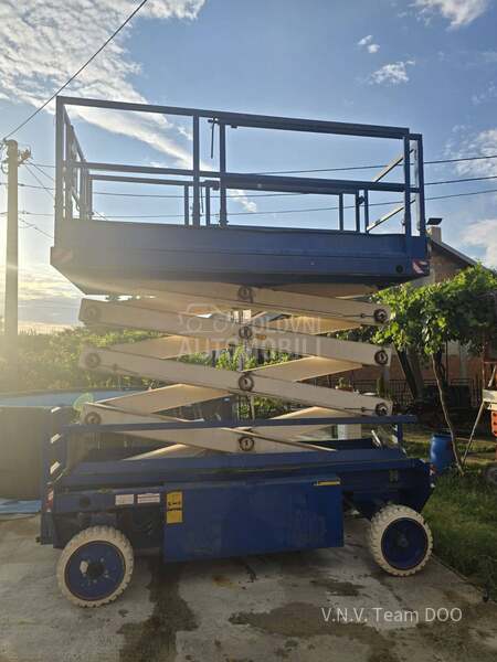 Genie Holand lift 12m