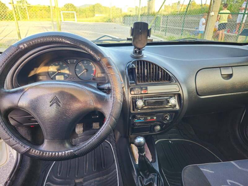 Citroen Saxo 