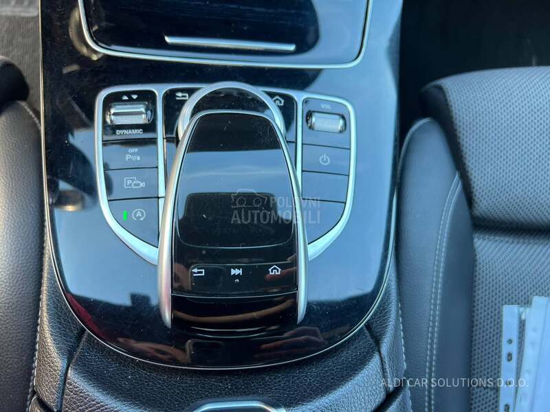 Mercedes Benz E 220 4 MATIC