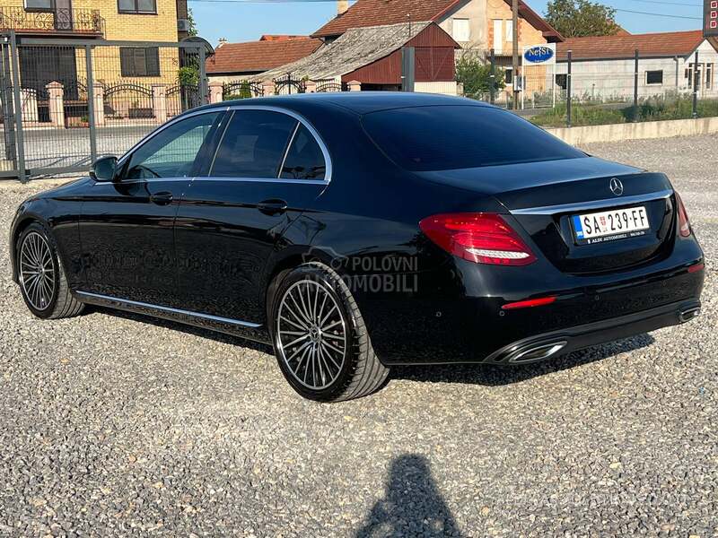 Mercedes Benz E 220 4 MATIC