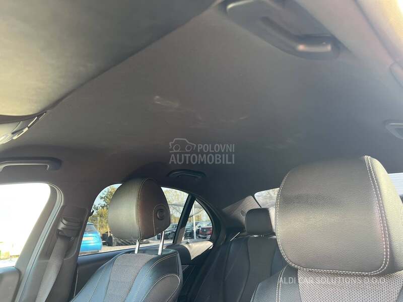 Mercedes Benz E 220 4 MATIC