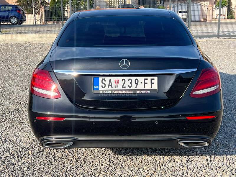 Mercedes Benz E 220 4 MATIC