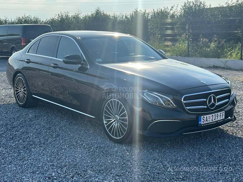 Mercedes Benz E 220 4 MATIC