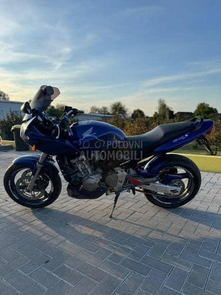 Honda hornet cb600s