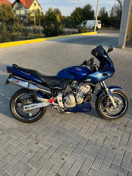 Honda hornet cb600s
