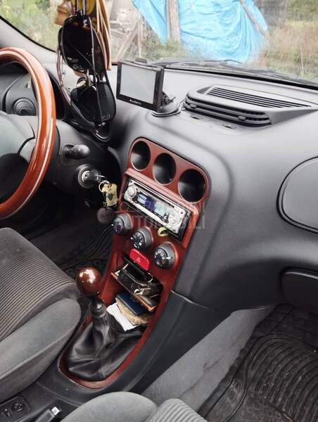 Alfa Romeo 156 