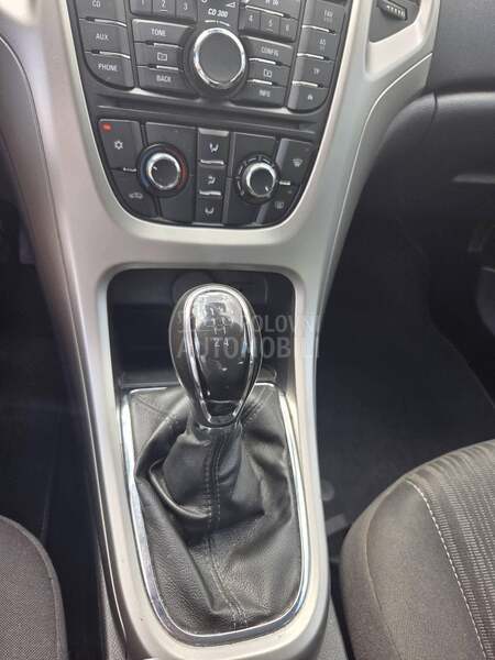 Opel Astra J 1.4