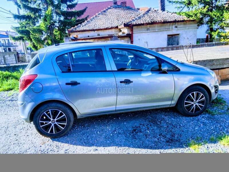 Opel Corsa D 