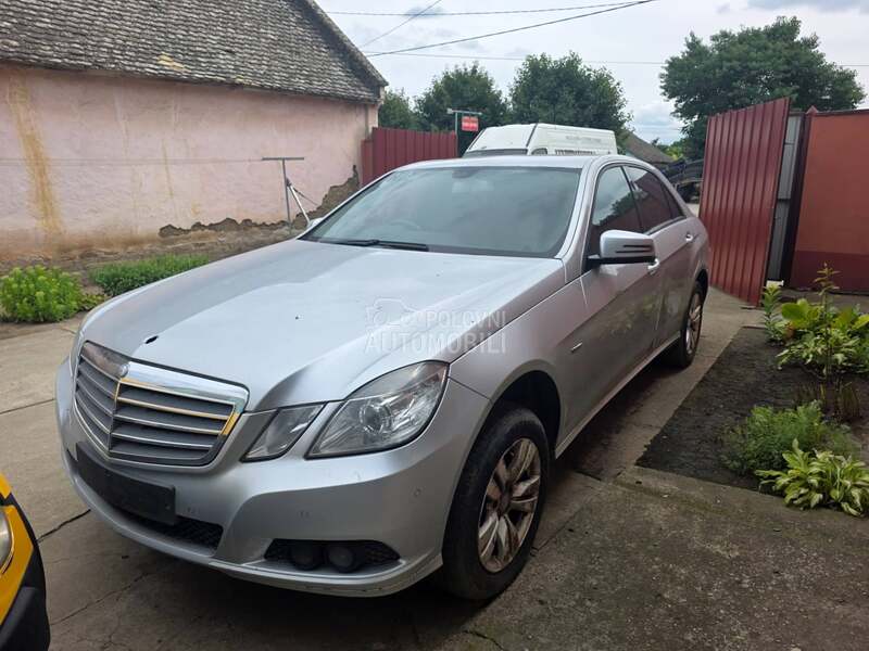 Mercedes Benz E 220 