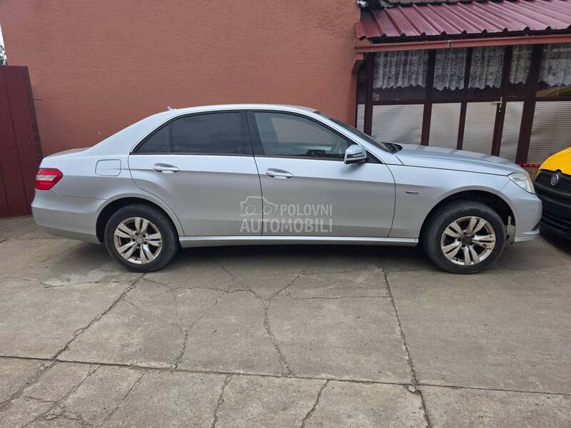 Mercedes Benz E 220 