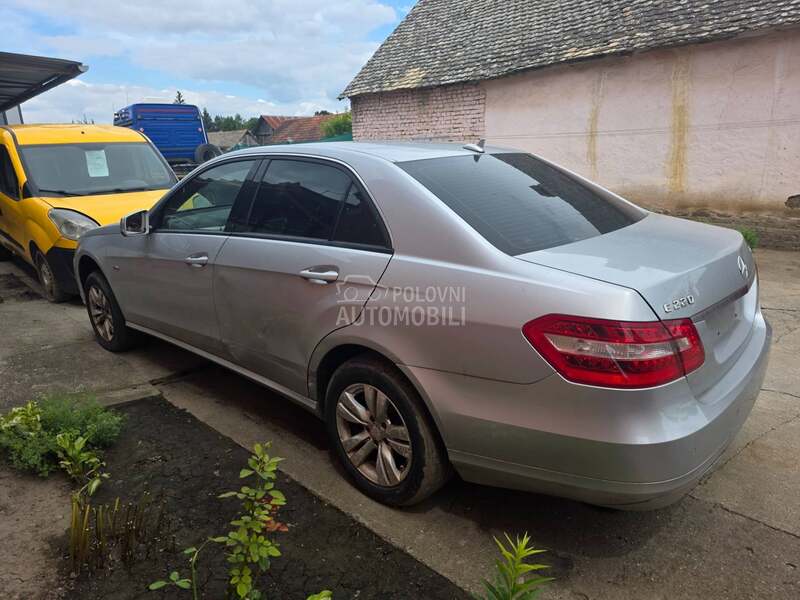 Mercedes Benz E 220 