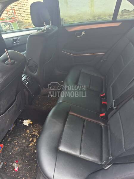 Mercedes Benz E 220 
