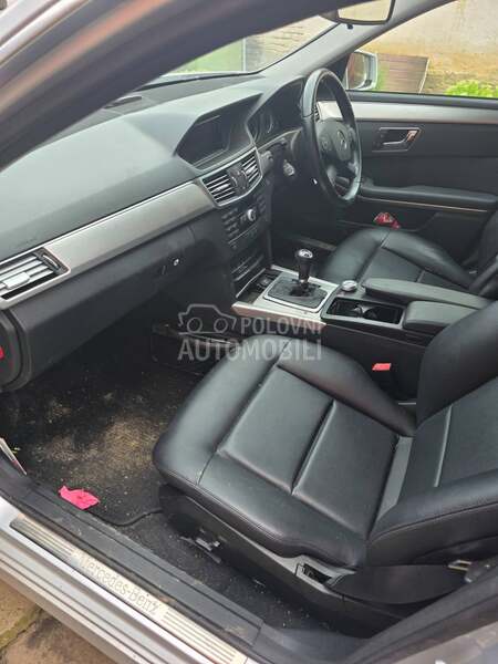 Mercedes Benz E 220 